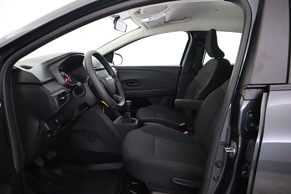 Dacia Sandero 10 of 17