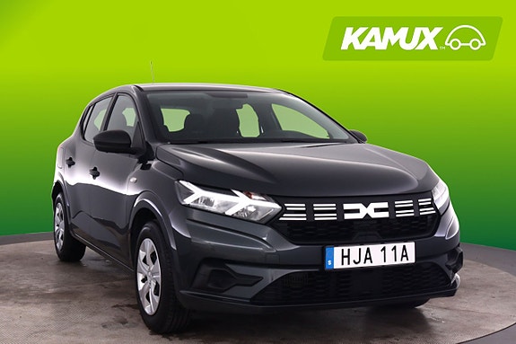 Dacia Sandero 8 of 17