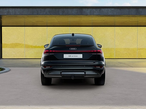 Audi Q6 e-tron 9 of 11