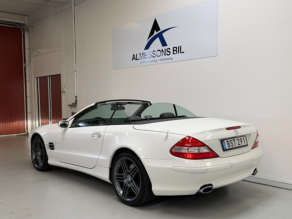 Mercedes-Benz SL500 4 of 17