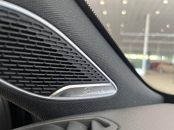 Mercedes-Benz A250 11 of 15