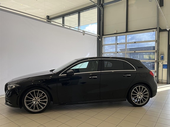 Mercedes-Benz A250 3 of 15
