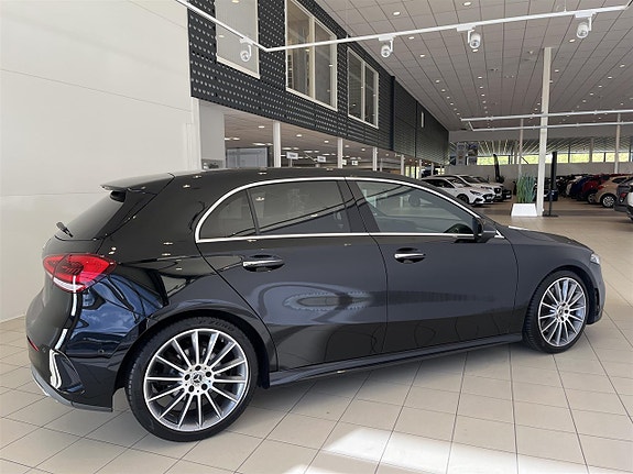 Mercedes-Benz A250 5 of 15