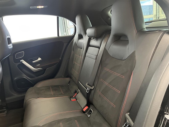 Mercedes-Benz A250 10 of 15