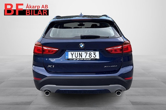 BMW X1 8 of 22