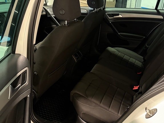 Volkswagen Golf I 9 of 10