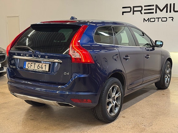 Volvo XC60 8 of 20