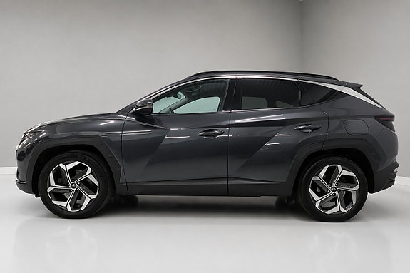 Hyundai Tucson 3 of 28