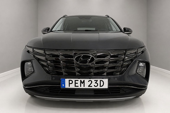 Hyundai Tucson 2 of 28