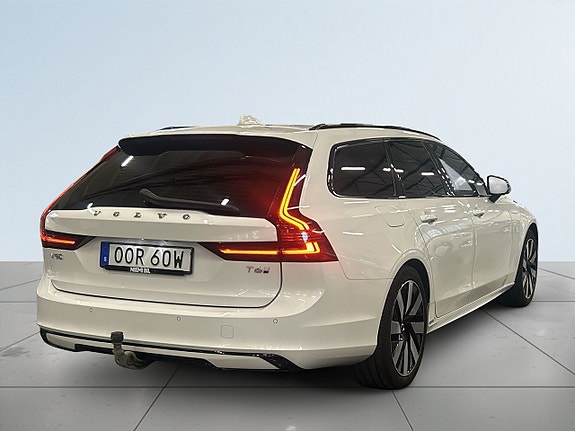 Volvo V90 6 of 25