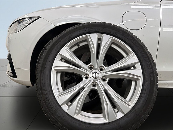 Volvo V90 14 of 25
