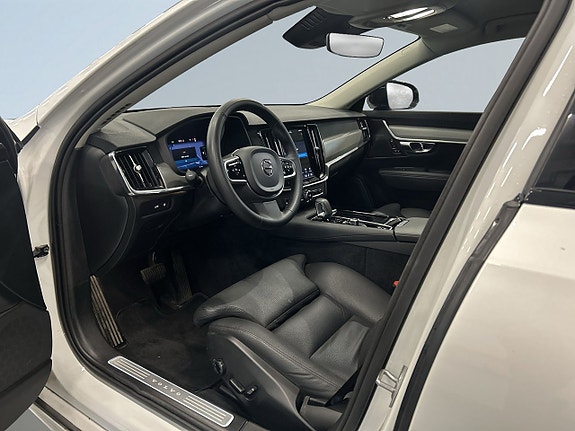 Volvo V90 7 of 25
