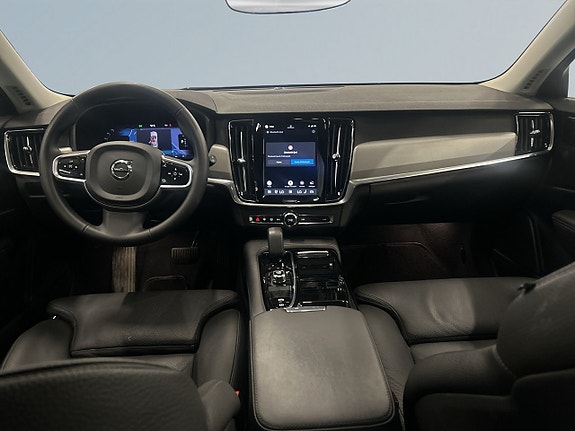Volvo V90 8 of 25
