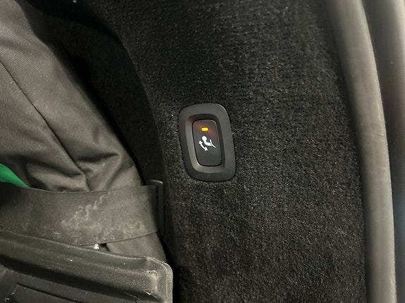 Volvo V90 19 of 25