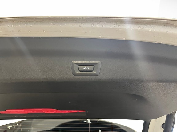 BMW iX1 26 of 26
