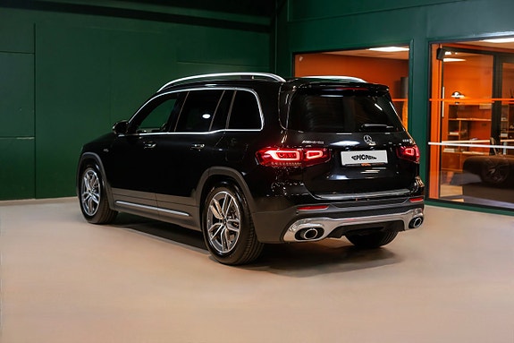 Mercedes-Benz GLB35 4 of 24