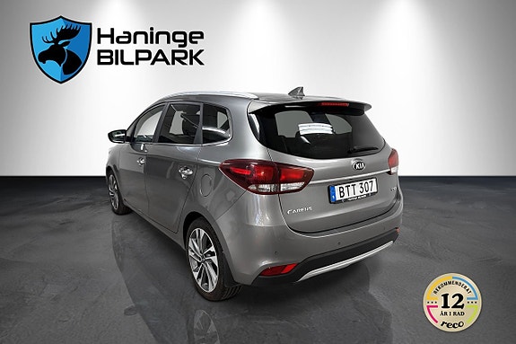 Kia Carens 8 of 22