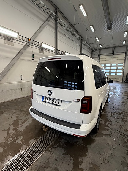 Volkswagen Caddy Maxi 4 of 25