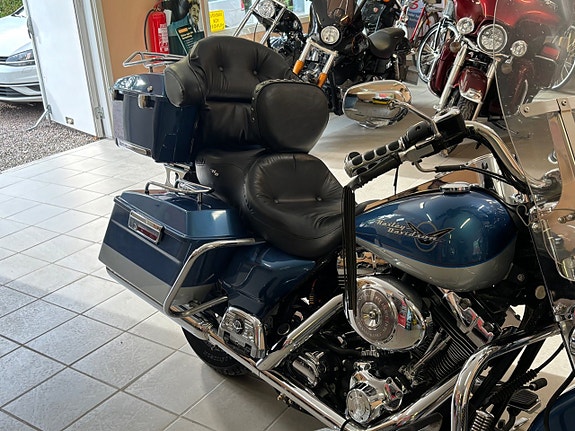 Harley-Davidson Road King 1.4 Twin Cam 88 4 of 11