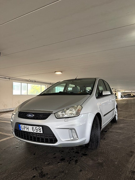 Ford C-Max 4 of 6