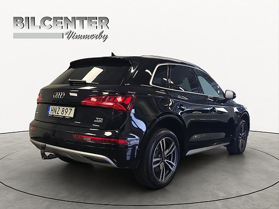 Audi Q5 6 of 19