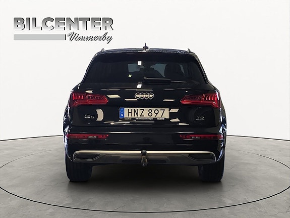 Audi Q5 5 of 19