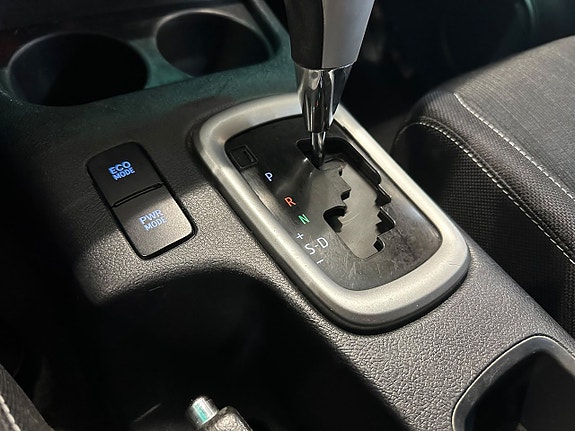 Toyota HiLux 18 of 22