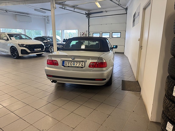 BMW 320 4 of 10