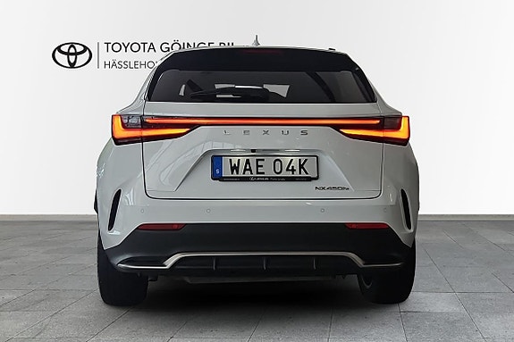 Lexus NX450h+ 5 of 21