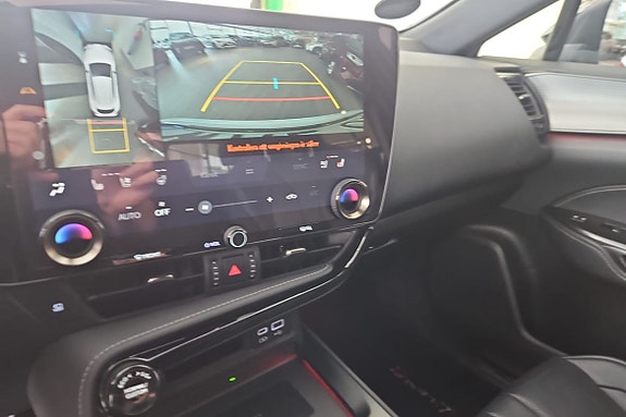 Lexus NX450h+ 19 of 21