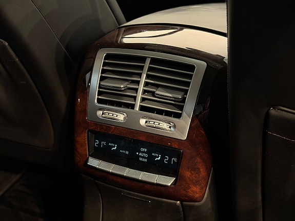 Mercedes-Benz S600 17 of 27