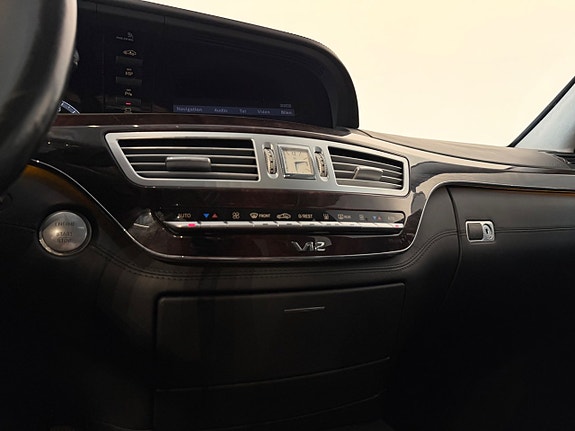 Mercedes-Benz S600 23 of 27