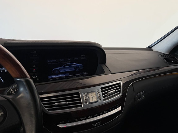 Mercedes-Benz S600 22 of 27
