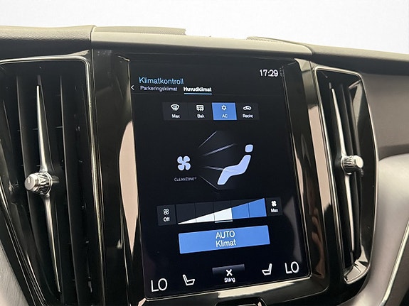 Volvo XC60 26 of 30