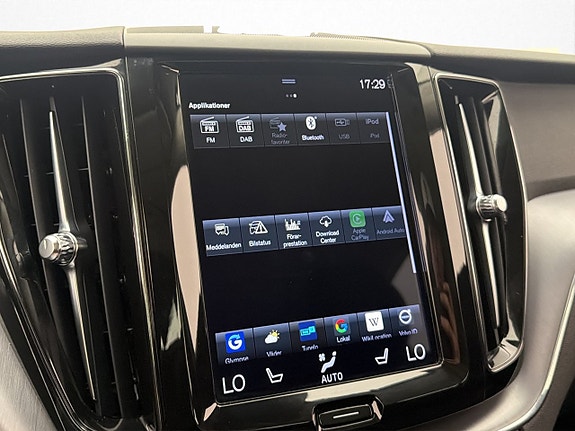 Volvo XC60 23 of 30