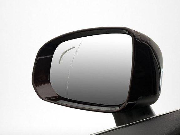 Volvo XC60 18 of 30