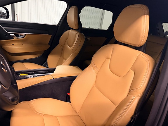 Volvo V90 Cross Country 11 of 29