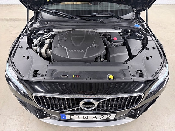 Volvo V90 Cross Country 29 of 29