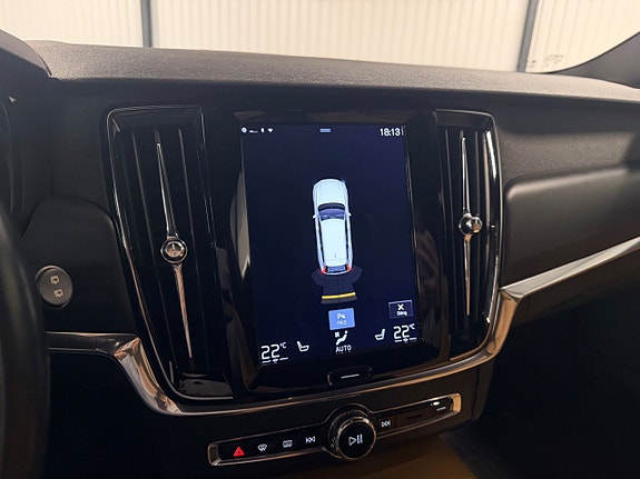 Volvo V90 Cross Country 24 of 29