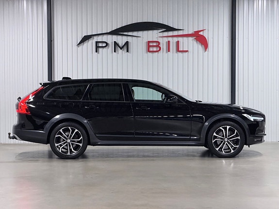 Volvo V90 Cross Country 6 of 29