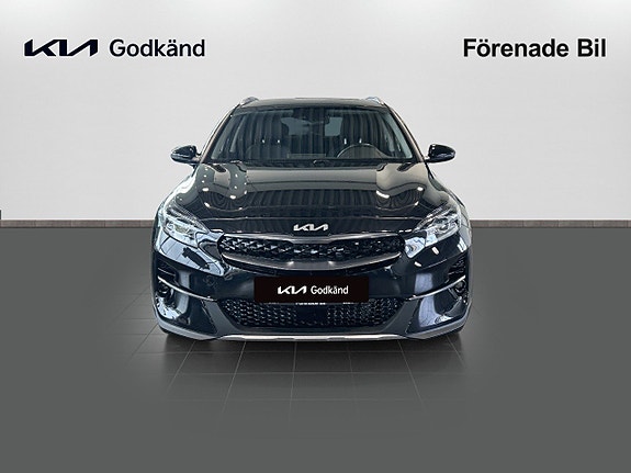Kia XCeed 2 of 15