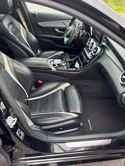 Mercedes-Benz C63 13 of 13