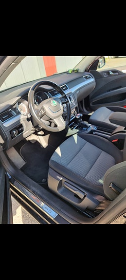 Skoda Superb 6 of 27