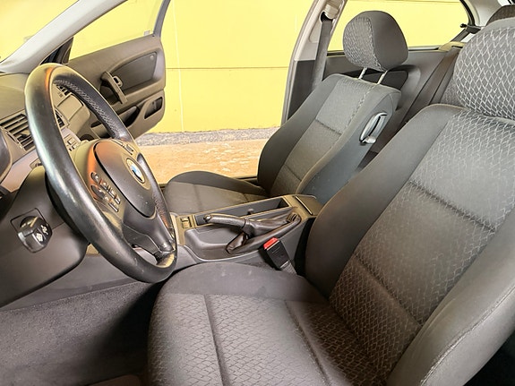 BMW 316Ti 11 of 19