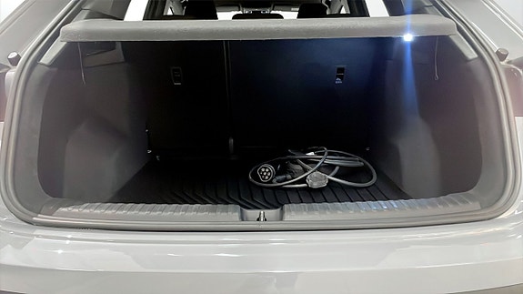 Audi Q4 e-tron 12 of 12