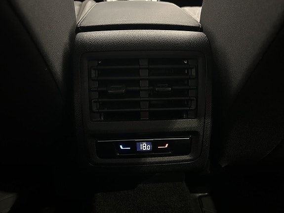Volkswagen Golf I 11 of 19