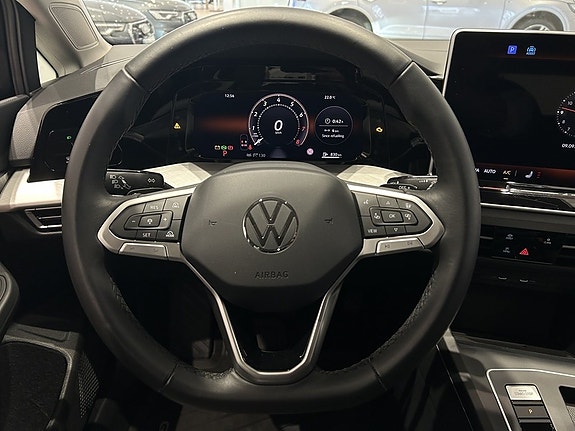 Volkswagen Golf I 13 of 19