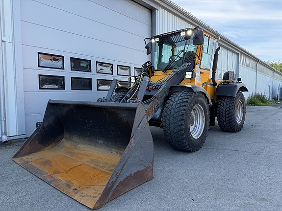 Wille 855C C44CR lastmaskin redskapsbärare 5 of 24