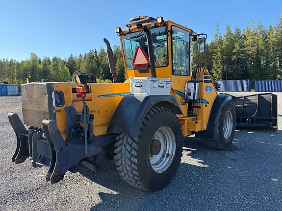 Wille 855C C44CR lastmaskin redskapsbärare 4 of 24