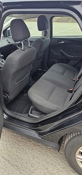 Ford Focus 5 of 10